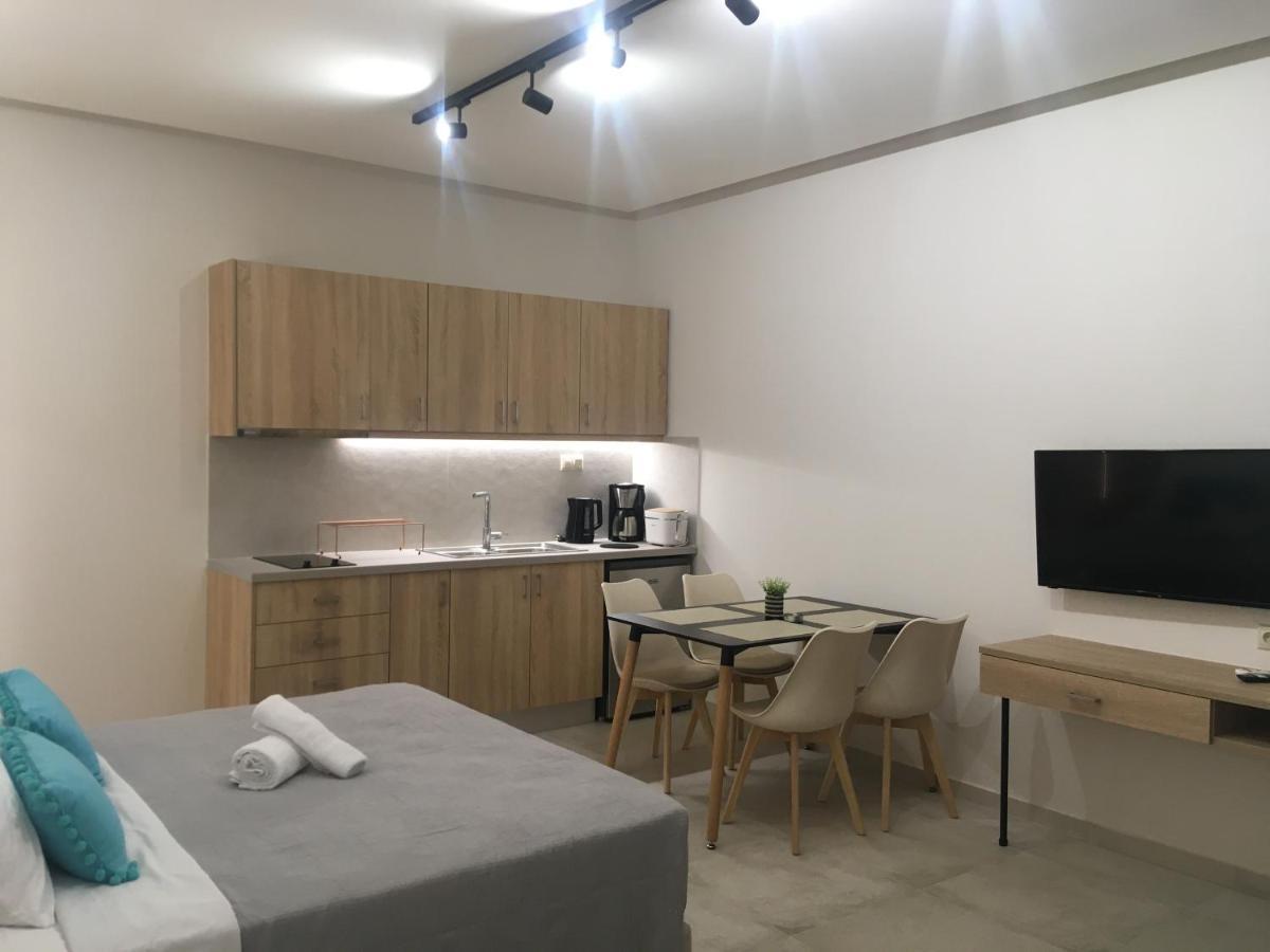 Το Πετρινο / The Petrino Apartments Stoúpa Exteriér fotografie